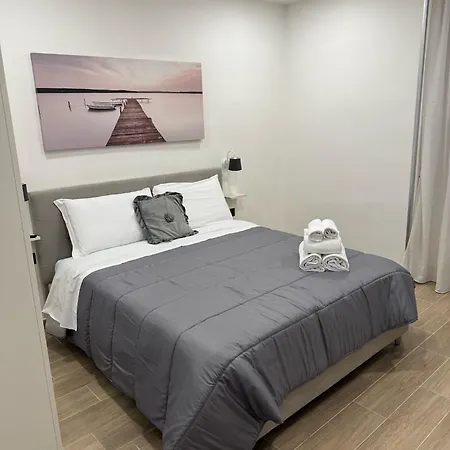 Residenza Trinita * Neapol